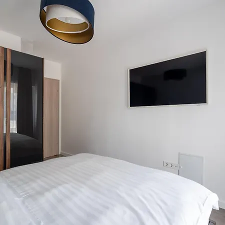Belvedere Sky Modern 2br דירה